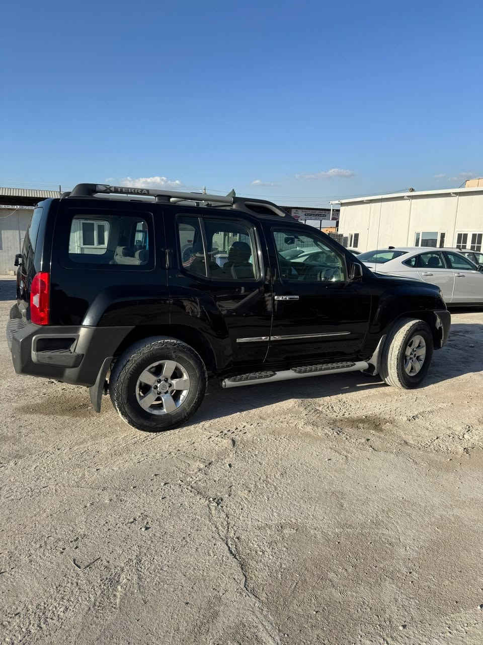 السلام عليكم
نيسان اكستيرا 2009 رقم بغداد تو ويل حادث جاملغ امامي جهة السايق مبدل
شاشة اندرويد تحكم جهتين السياره باسمي تحويل ثاني يوم 
مكان السيارة بالعامرية
سعر 90 وبيهه مجال
للاستفسار 
***********
