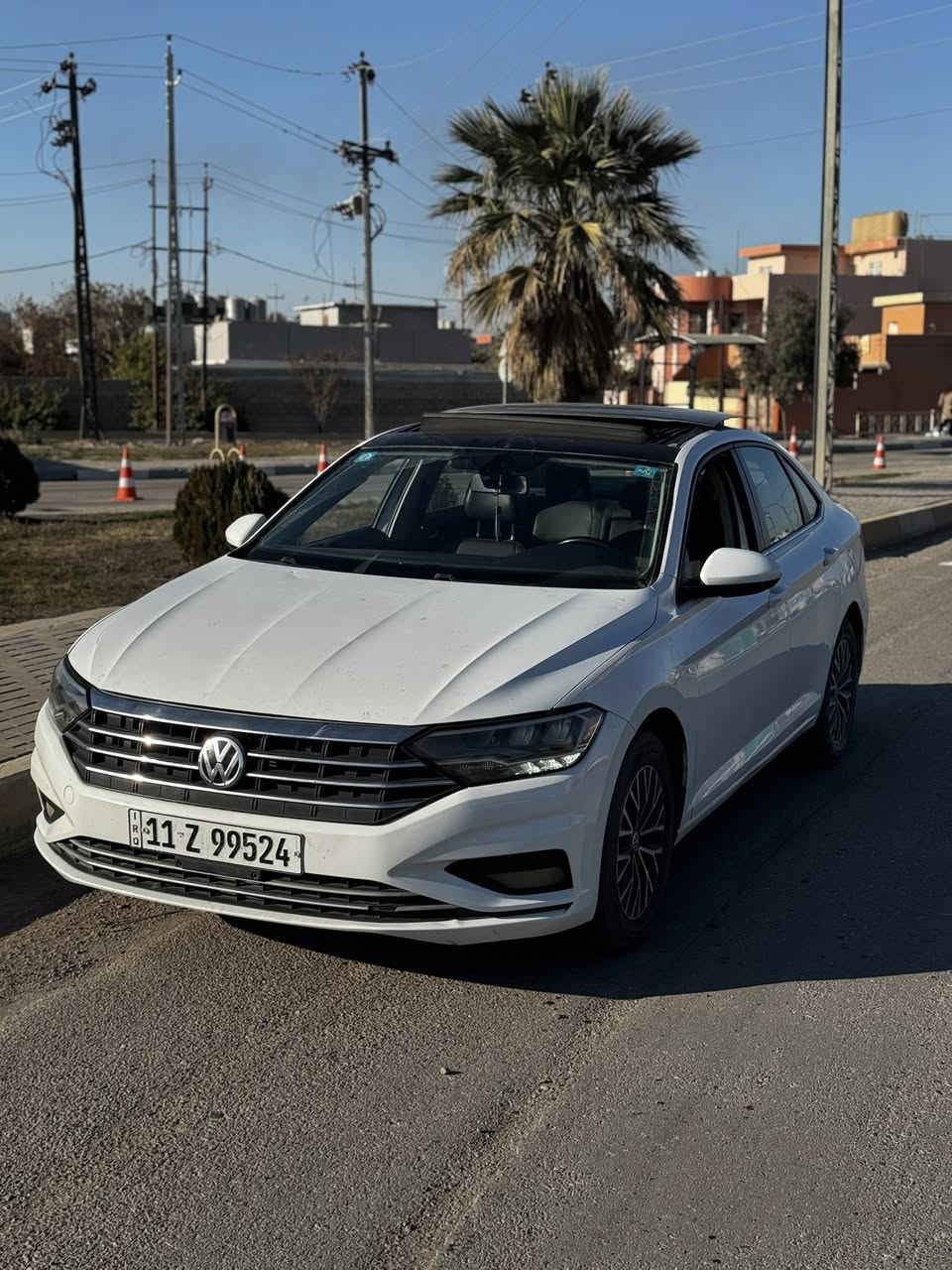 السلام عليكم جيتا للبيع مديل 2020 محرك 14 توربو مواصفات  R line رقم بغداد مشروع وطني بسمي تحويل بكل المحافظات
سيارة فول فول مواصفات 
بانوراما 
بصمة بصمة ابواب بصمة صندوك
شاشة كار بلي كامرة دوارة
نقاط عمياء بالمري
رادار امامي وخلفي
نظامم توقف ذاتي 
فول تحكمات ستيرن
كشنات جلد مع تدفئة كشنات
سيارة ماشية 48 الف حقيقي سيارة كلش نضيفة وجديدة
حادث سيارة 3 قطع سطحي بدون دواخل ولا شاصي شرط وهلال الجاملغ صبغ 
مكان السيارة كركوك 
السعر 138 وبيها مجال
رقم مبايل ***********
