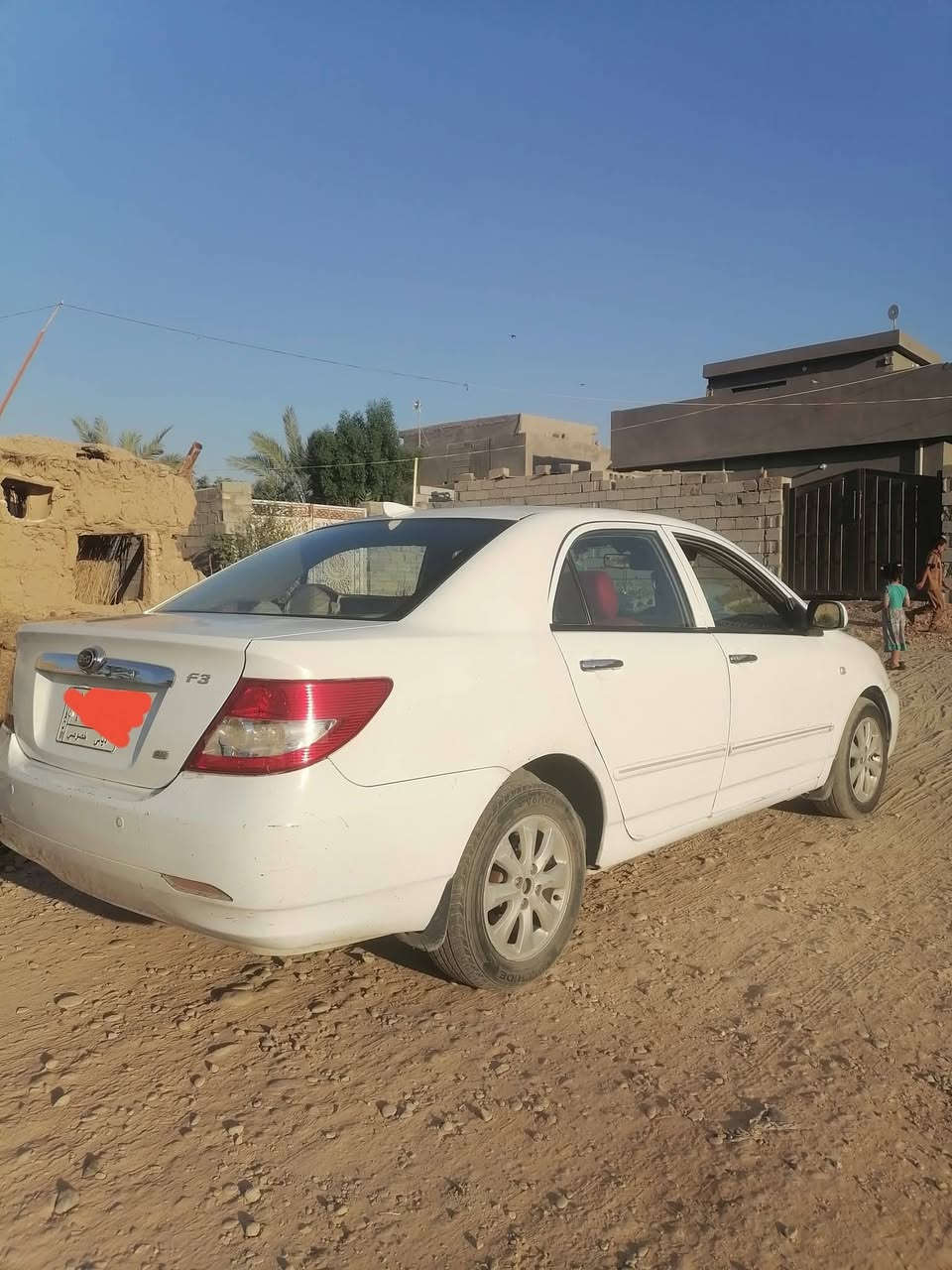 BYD f3 موديل 2013  جاهزة من كلشي تحويل ثاني يوم المكان المقدادية لمن يرغب الاتصال ***********
