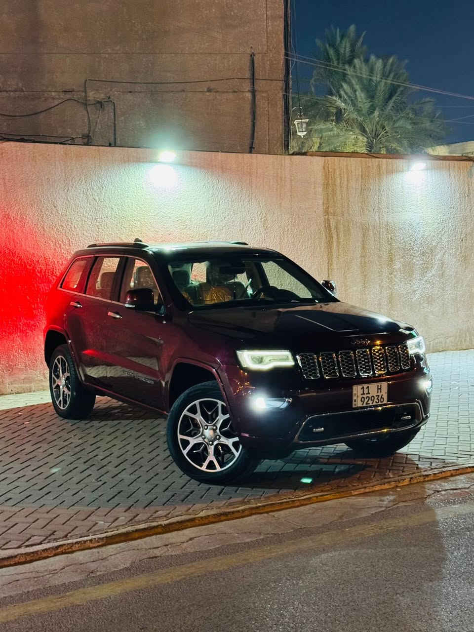 جيب اوفر لاند 2020
سياره جديد لون لامروني المميز ♥️
قطعه حلوه وجديده 📍
السياره (خليجي) وكالت ليث العبيدي 🏅
المحرك 3.6L  V6 🚀
العداد :44 الف حقيقي شرط الفحص 
رقم بغداد الجديد (11) بسمي التحويل ثاني يوم
السياره مكفوله كافله عامه من عده بارد عله كد اصبعين فقط 👏
* سيارة 3 شاشات

* دفع رباعي

* رادار جانبي مع مانع تصادم .

* تحذير الخروج من المسار A

* تحذير نقطة عمى A

* شاشات خلفية . 3

داخل جملي قرميدي المميز

* نظام الاصطفاف الآلي (اوتو بارك)

* ويل قياس 20 انج

* سقف بانوراما .

* شاشة كبيرة 8.4 انج

* نظام الخرائط (GPS) .

* نظام التعليق الهوائي (جكات)

* ستيرن كهربائي
* ⁠* مقصورة الركاب من الجلد الفاخر

* حفظ أوضاع الجلوس (ميموري)

* الكراسي الأمامية كهربائية .

* الكراسي الأمامية تبريد وتدفئة .

* الكراسي الخلفية تدفئة

* مشغل أقراص CD/DVD

*

سستم صوت هارموني كوردون

* حساسات أمامية

* حساسات خلفية

* كاميرا خلفية

* تدفئة ستيرن

* بخاخ ماء على المصابيح الأمامية.

* المرايا الجانبية القابلة للطي

* مرايا متحسسه للضوء العالي .

* مانع تصادم خلفي
*  مكان السياره بغداد 
شباب السياره قطعه تخبل 
رقم *********** متوجد واتساب 
سعر السياره 30الف 
السياره بيها ملحضات بصيطه 

اسف عله الطاله ♥️ 🌏
