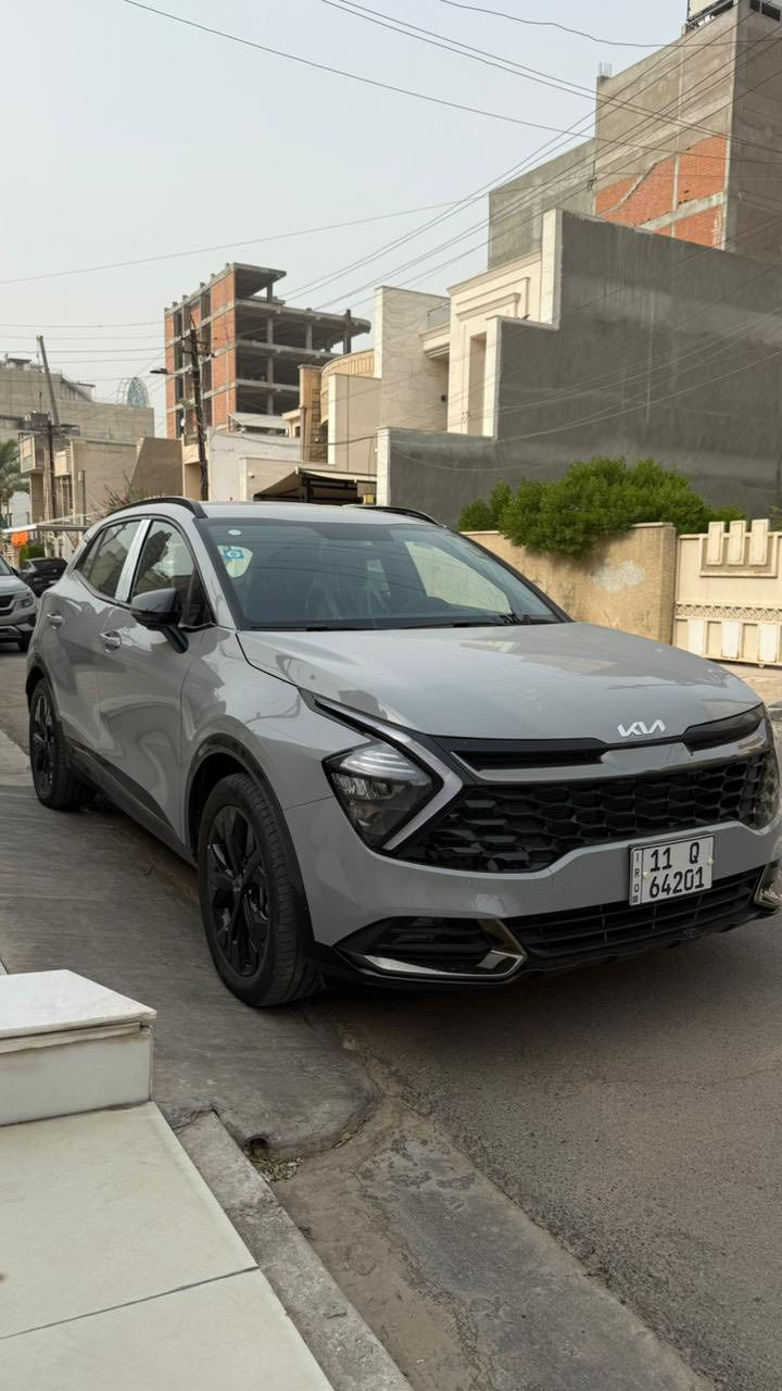 للبيع 
سبورتج 2025 
الدوليه 
خليجي
فول عدا الفتحه
داخل كنتارا زيتوني
صندوق كهرباء 
كامرا
كشنات تدفئه 
السياره ماشيه 15 الف كيلو 
مكفوله كفاله عامه بيها صخه صغيره بالبنيد و موضحها بالصور 
السعر 240 و بيها مجال 
مكان السياره بغداد 
***********
