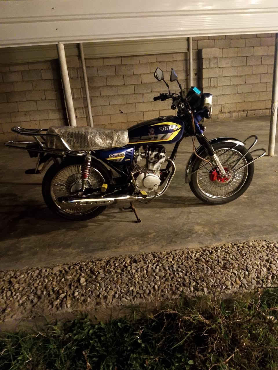 من بعد السلام دراجه تايكر للبيع موديل 25كفاله بس كيجات مبدله دراجه خير من الله السعر 600وبيهة مجال حك جيه


**إذا كنت صاحب هذا الإعلان وتريد حذفه لأي سبب، رجاءا أرسل رسالة إلى الدعم الفني**