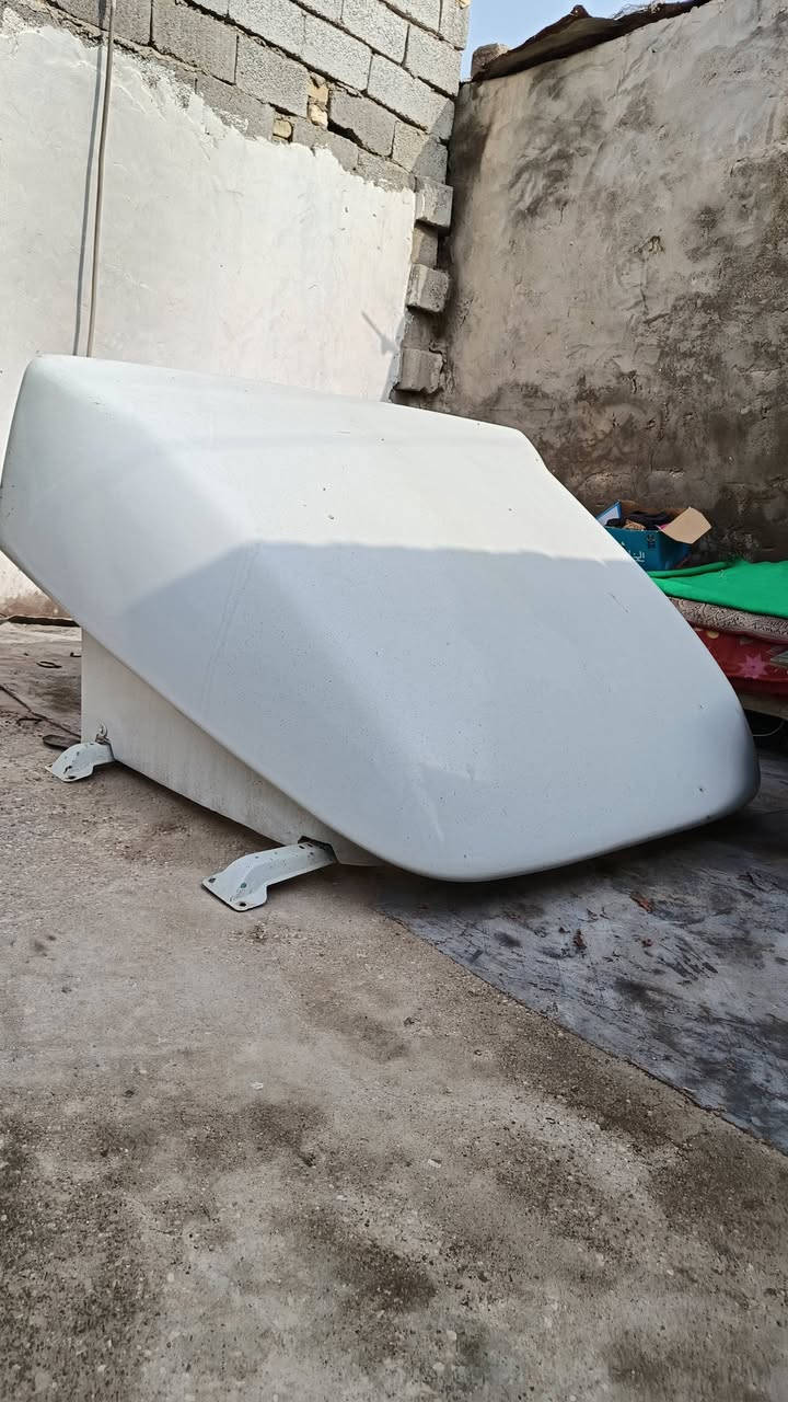 للبيع السعر 8 وبيها مجال
***********
