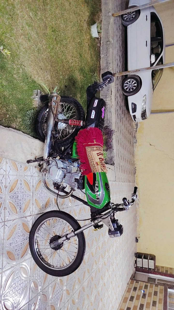 السلام عليكم دراجه للبيع موديل 20 كلك ***********
