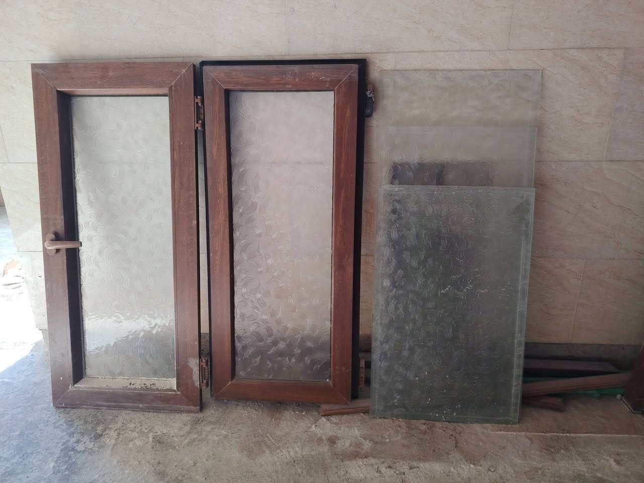 شباك عرض ١٥٠سم وارتفاع ١٥٠سم
سعر 60الف قفلو جوا مابيع  جاهز للتحميل بيهم طوز مابي أي عيب ولاكسر مكان موصل جديدة قرب جامع لاغوات


**إذا كنت صاحب هذا الإعلان وتريد حذفه لأي سبب، رجاءا أرسل رسالة إلى الدعم الفني**