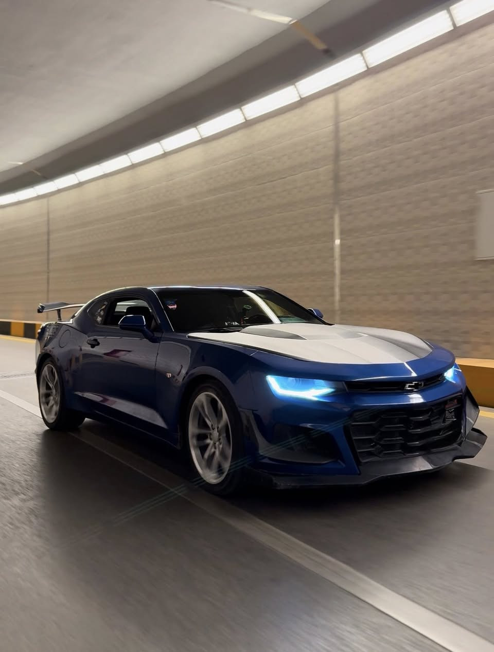 كمارو 2019 v6

• الممشى  : بحدود 66ميل 

• الضرر : الحادث الجاملغ الامامي الايمن + باب السائق كلير ( حادث امريكا فقط ) 

• الاكزوز  : صوت اكزوز طربي ( اكتڤ اكزوز ) مع برمجة بوب كورن ( اسمع الصوت داخل المنشور 👇)

• الاضافات  : بنيد + دعاميه + سبويلر =   zl1 1le 

• المحرك  : بحالة ممتازه مابي اي مشاكل ما متقربله مصلح 

• الكير : بحاله ممتازه مابي اي مشاكل ما متقربله مصلح

• تبديل دهن جديد وكله يم الحسام دهن ممتاز وبانزين محسن دائماً 

• نقوصات السياره : حدادية السياره ( الصدر ) وعندي ورقه كشف بيها شنو التحتاجه السياره من حدادية 

• ميزانية وياله جديدة  

صور الحادث داخل المنشور

• تاخذ السياره و انت مطمئن ما توكف بيك لا فيت بيم لا حماوة لا كير لا محرك لا كهربائيات كلهن سليمات السياره على ايدي والحمدلله مافد يوم وكفتني بطريق ما شاءالله تبارك الله 🤍.

• مكان السيارة : بغداد / اليرموك 

• السعر خاص بدون احراج  

• رقم الهاتف  : *********** ( واتساب )
• انستكرام : E810i
