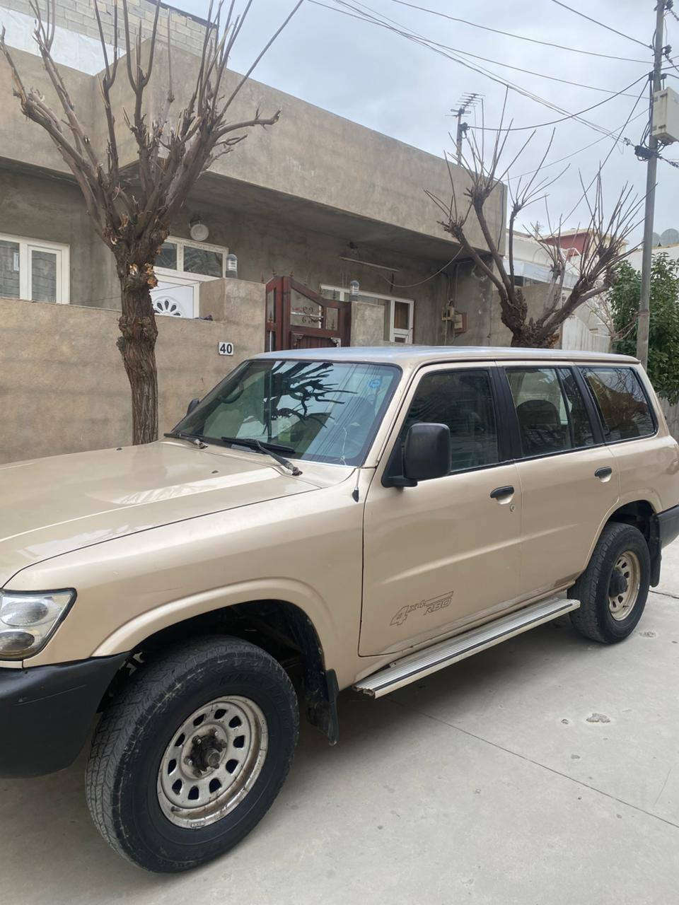 نیسان پاتڕۆڵ ئاڕمی سلێمانی سەیارەکە سەقفو شانی بەشەرت دەرگای دواوەی نە تەقیوە بەتانەو شانسی بە شەرت گێڕو مەکینە بەشەرت تەبرید لەسەر سویچ ساردو گەرمی ئیش ئەکات خازو بانزینە سەیارەکە زۆر جایزە بێکێشەیە ئەگەر موشتەری پەیوەندی بەم ڕەقەمەوە بکە  *********** السليمانية, العراق
