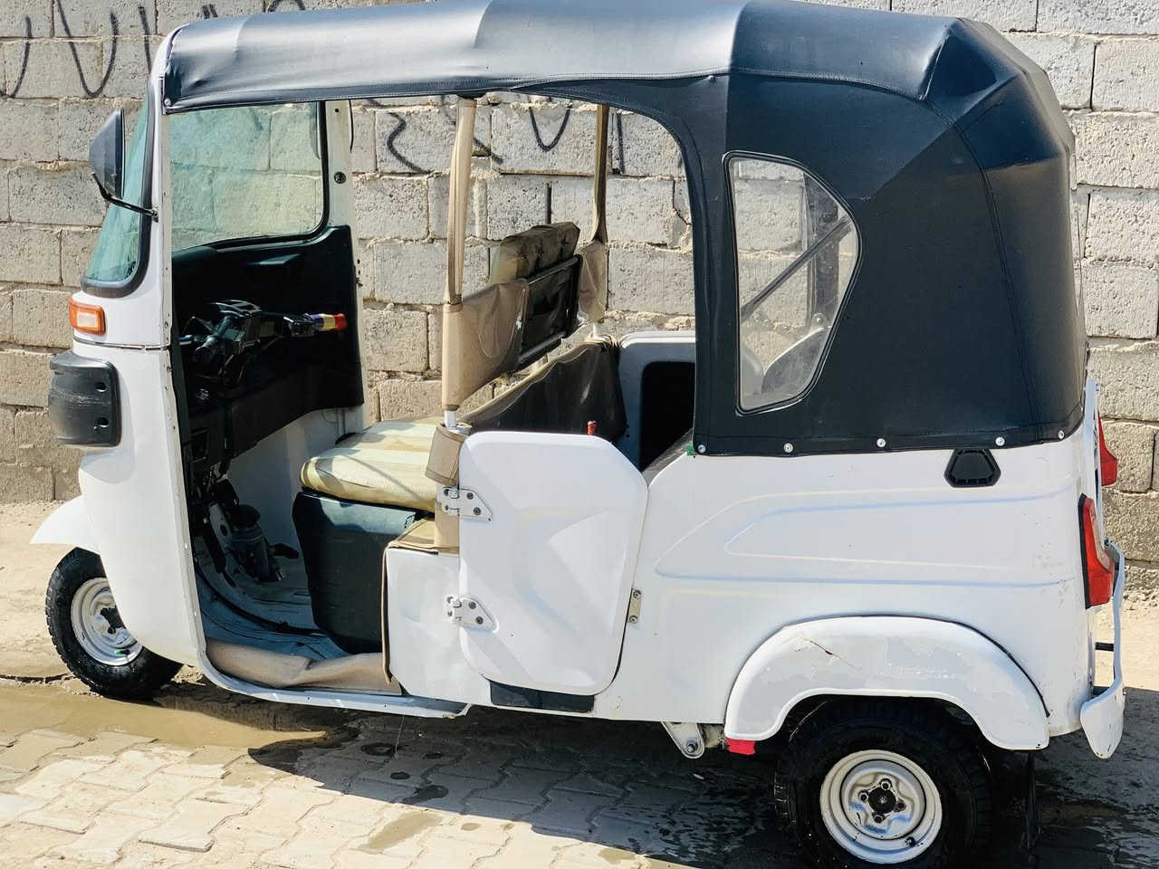 سلام عليكم تكتك  21/شهر/11سنويه تحويل ثاني يوم 7800 تكتك خير من لله مكاني بغداد حي راسه
***********
