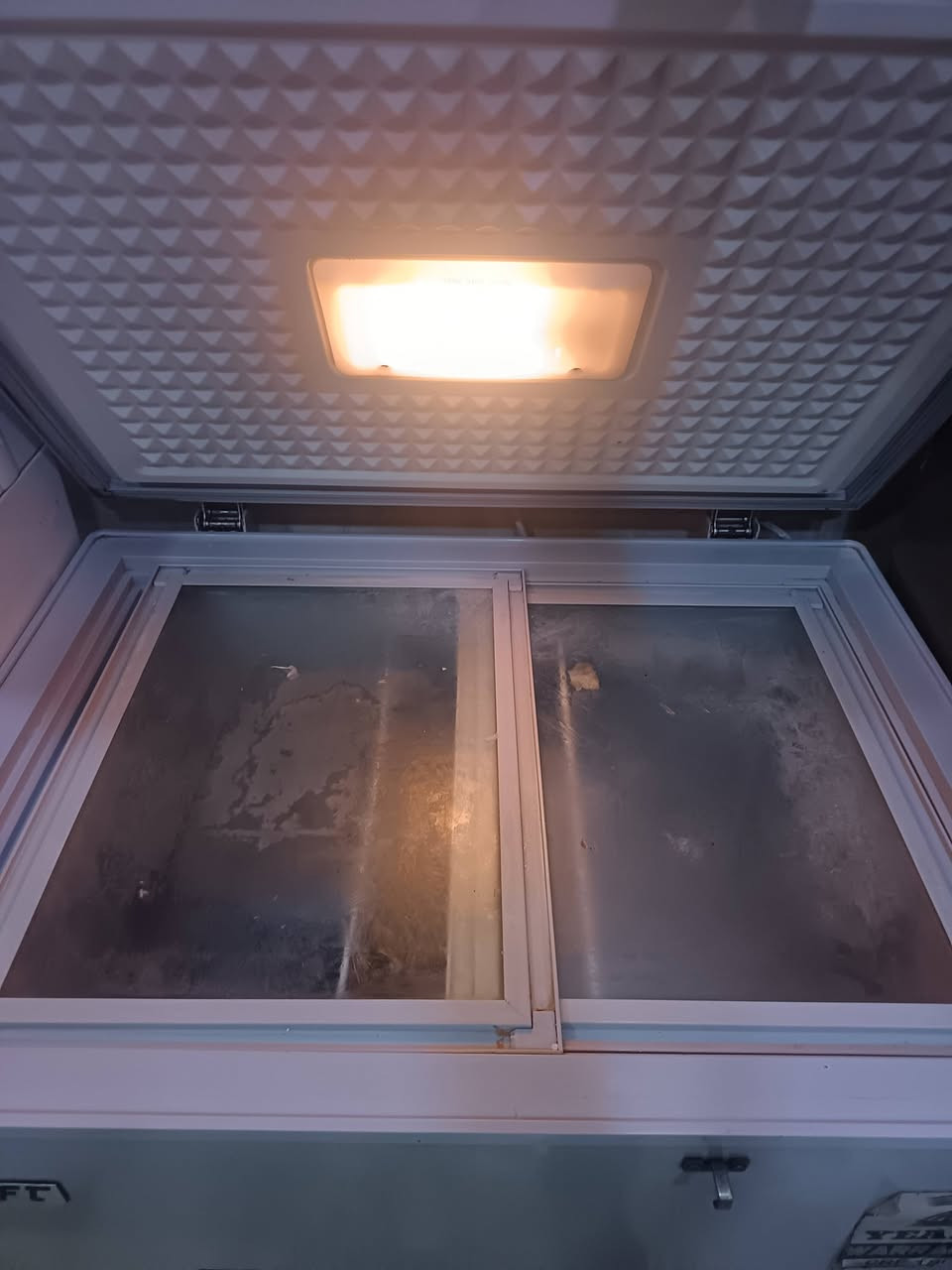 مجمده للبيع نظيفه كلش ومداخله تصليح ابد وشرط الفحص.. نوعيته كرافت السعر ١٢٥ المكان للاستفسار الاتصال على الرقم *********** واتس اب
