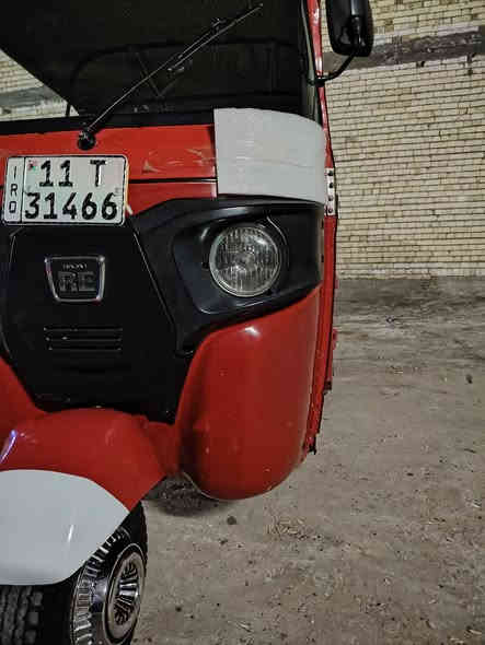 تكتك موديل ٢١ رقم وسنويه تحويل مباشر رقم بغداد مكينه خير من الله تكتك بيه كد شبر بلغد والباقي مكفول تخم تاير جديد كهربايات جديده كله شغال عنوان مدينت الصدر تقاطع كسره وعطش ***********
