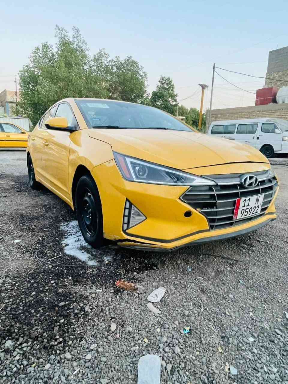 سلام عليكم النترا البيع موديل 2020 سياره ليبل واحد حادثه جاملغ وبنيد نفسيتهن مصلحات يدون دواخل لا لغد ولا شاصي مواصفات نص فول رادار جانبي توقف ذاتي كامره دواره سياره مدوشمه كاعيه وسفريات 
ملاحضة : الكير بي خربطه بس لا يصفن ولا يعلك. السعر 117$ وبيهه مجال  ***********
