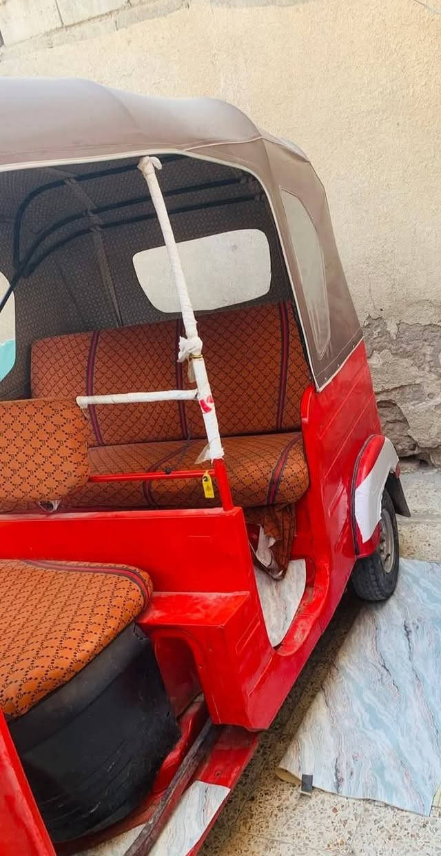 السلام عليكم تكتك مديل 17 اوراق اصوليه كلشي شغالي بيهه بس وكفت لمكينه وتصليحهه يكلف 500 وماعدي اصلحهه وعرضتهه للبيع /لمصلح بلكرمه/ لحاب يشوفهه وانه /ابو صخير/ ورجائن لمو شراي لا يتعبني( لسعر قفلهه ب2 وربع🔒) *********** ومتواجد علخاص /اقره يله تدخل/
