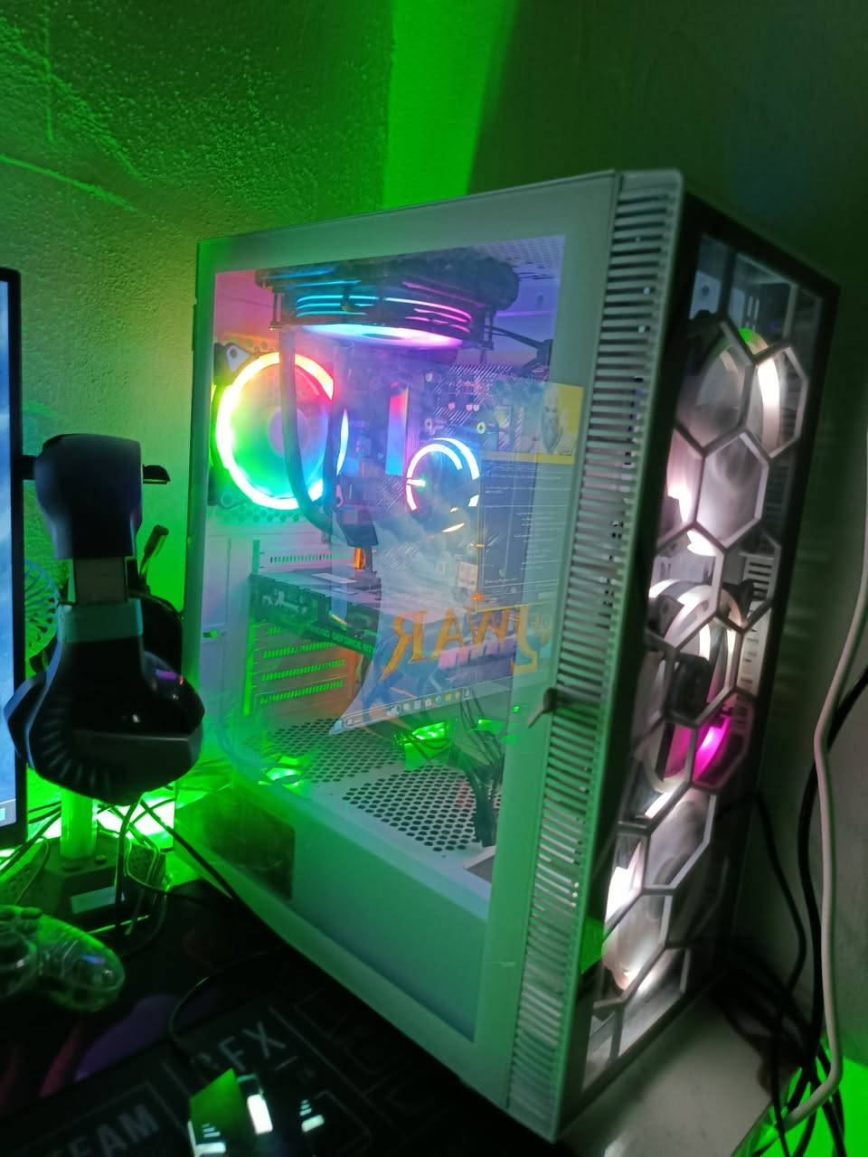 سلام عليكم تجميعه pc العاب للبيع
او مراوس بأيباد 11برو m4 سعرها لوحدهي بدون شاشه مليون و150. وبيها مجال للشراي


**إذا كنت صاحب هذا الإعلان وتريد حذفه لأي سبب، رجاءا أرسل رسالة إلى الدعم الفني**