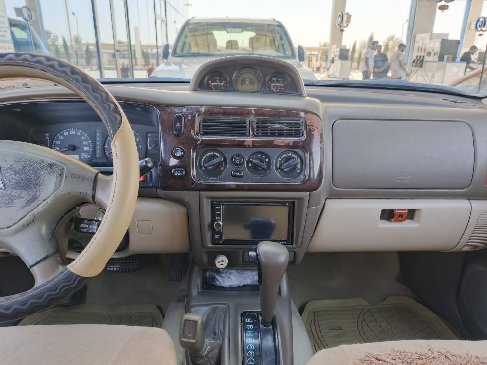 ‎مستەربۆشی ناتیڤا دەبڵئەکسل 2004 گێر تۆماتیک تەبرید وگەرمی ناوزەردە ڕەقەم هەولێر سەنەوی تازەیە هەززەکراوە جێجێیە بۆیاغی هەیە سەیارەکە مواسەفات ئەمرییکیە ئەڕباگی ساغ پشت و پێشی کەپسە مەکینە 3000 شەش پستنە مەکینە بیلادە جام کارەباییە گێڕ و مەکینە و تەقە و ڕەقەی بەشەرت تەنزیل شاشەیە سەیارەکە 300 هەزار کم ڕۆیشتووە ئاوێنە کارەباییە قفڵ مەرکەزییە سحری80 گەڵا تحویل و غرامە بەشەرت 
سەیارەکە ماڵی دۆستە.بۆ پەیوەندی *********** رانية, السليمانية
