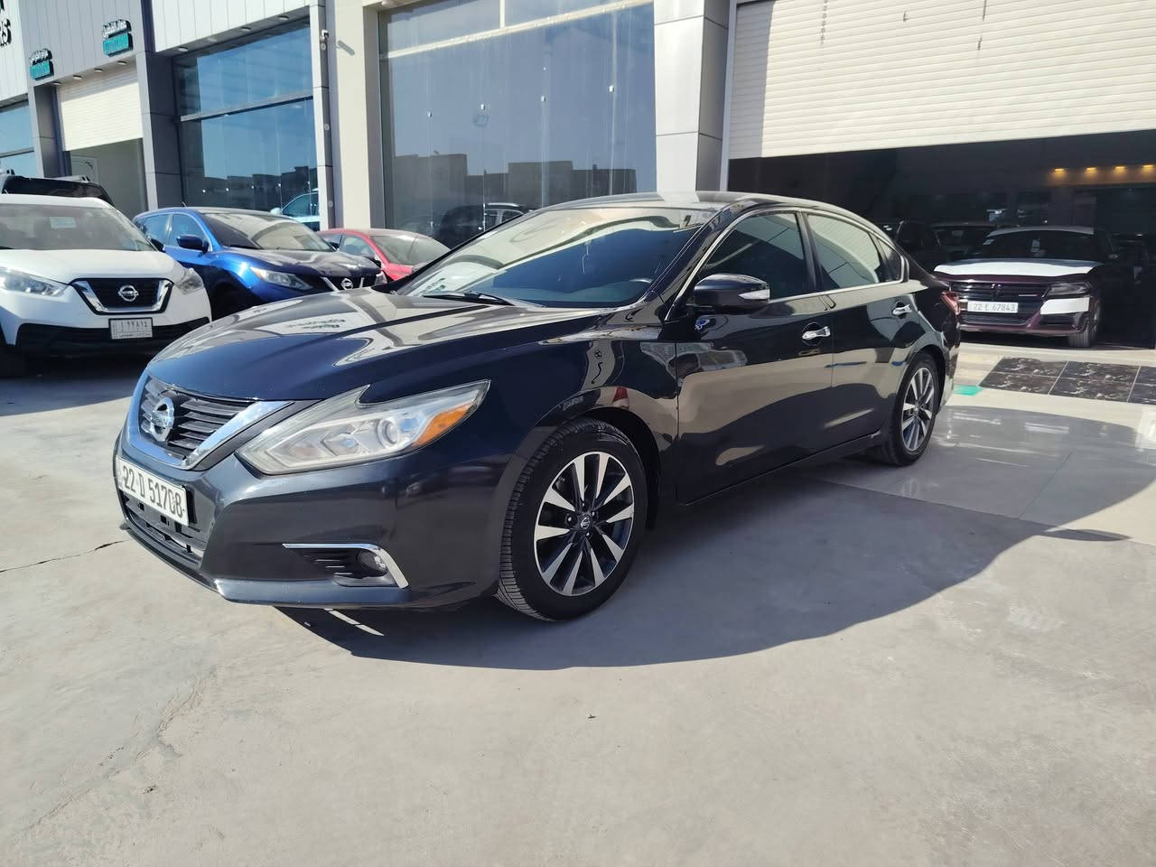 السلام عليكم سياره التيما نيسان وارد موديل 2017 ماشيه 124رقم شمالي سنويه جديده ضرر جاملغ فقط ولباقي شرط السياره جاهزه شرط محرك كير صدر تخم تاير تحكمات ستيرن مري كهرباء رادار شرط كلوب مامشتغل بل دشبول مكان السياره تكريت رقم موبايل *********** السعر 122
