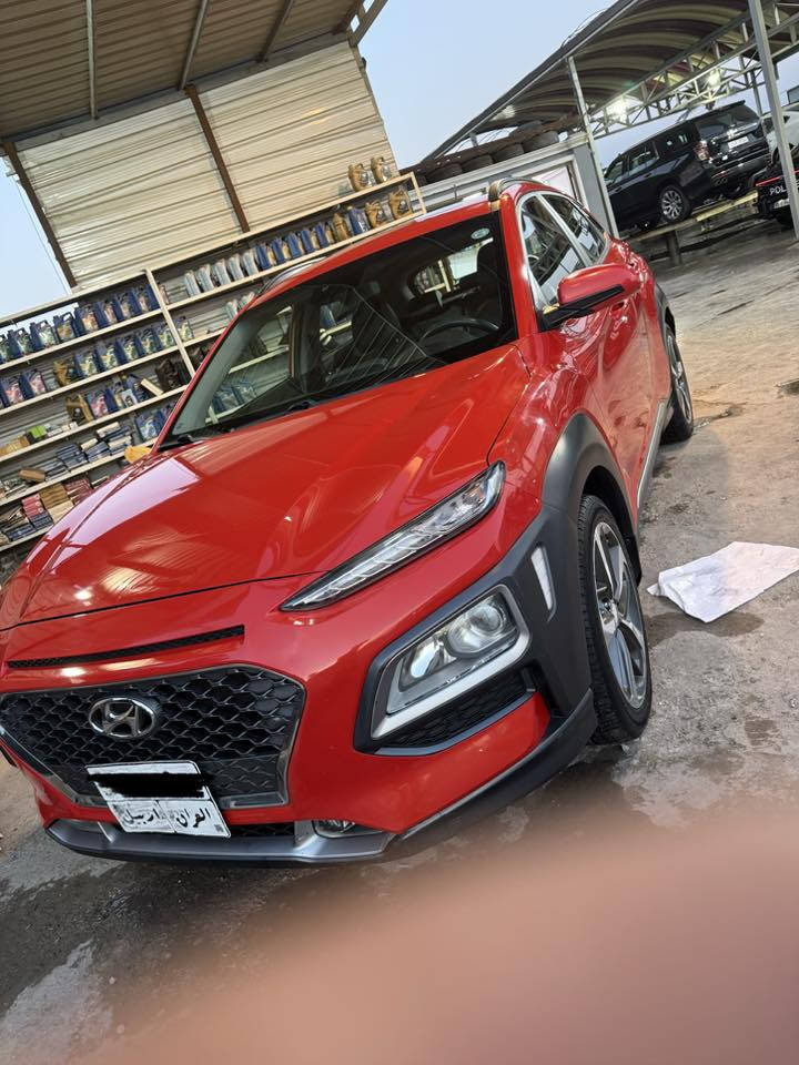 السلام عليكم للبيع هيونداي كونا خليجي  موديل 2020 محرك 2000 دوش اعلى مواصفات بصمة  كشنات جلد تحكم كهرباء رادارات جانبية شاشة كامرة تحكمات ستيرن مري شفط شحن واير ليس حساسات امامي وخلفي سلايد روف 8 ايرباك كروز تحديد سرعة سلايد روف مود درايف السيارة بدون صبغ فقط مكانين بارد رقم اربيل هزة جديدة تحويل وكالة بشرط مكان السيارة بغداد زيونة للاتصال ***********
