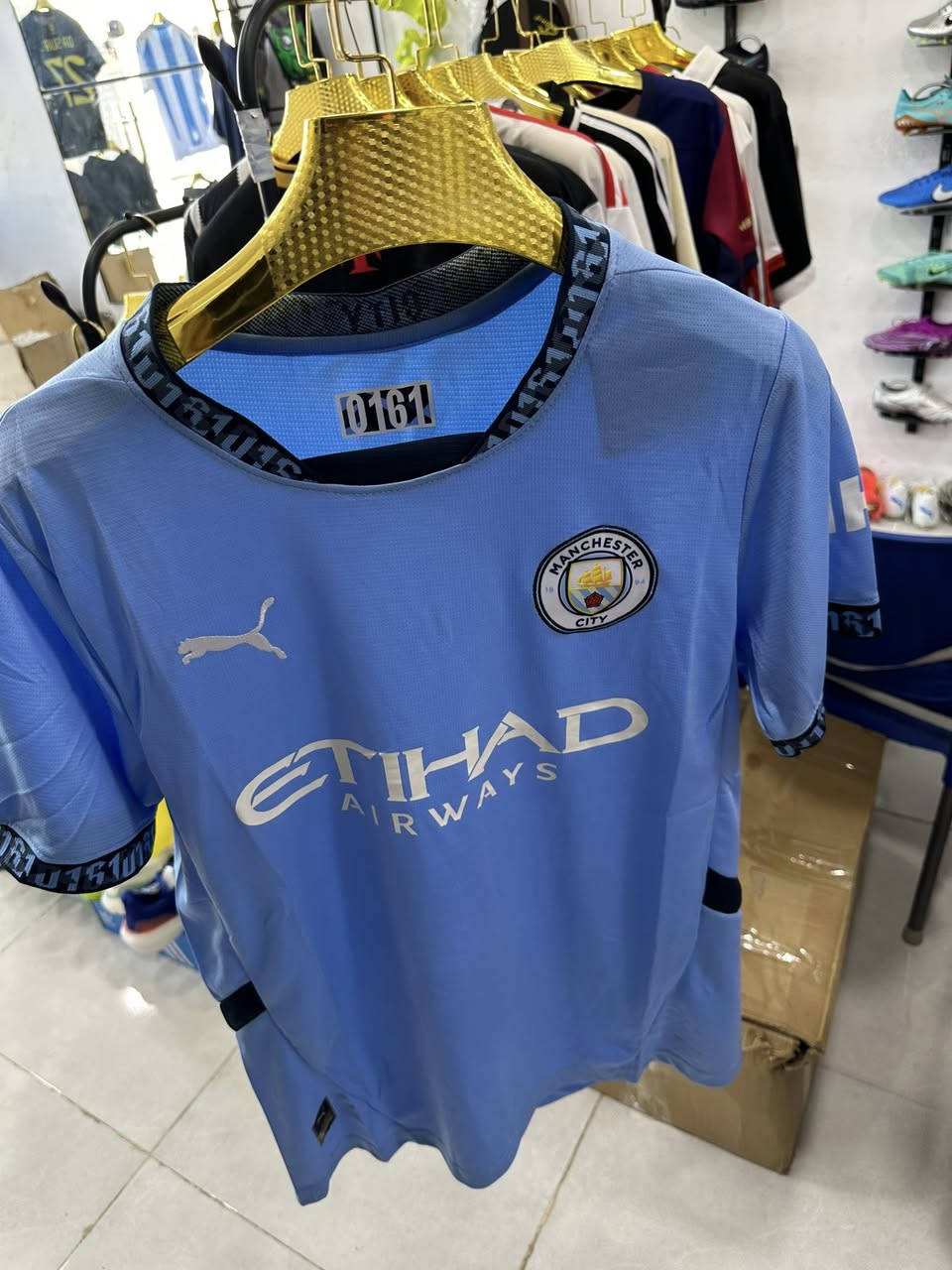 واسط الحفريه /قرب أسواق ليث فالح / ***********امزون +تجهيزات رياضيه
