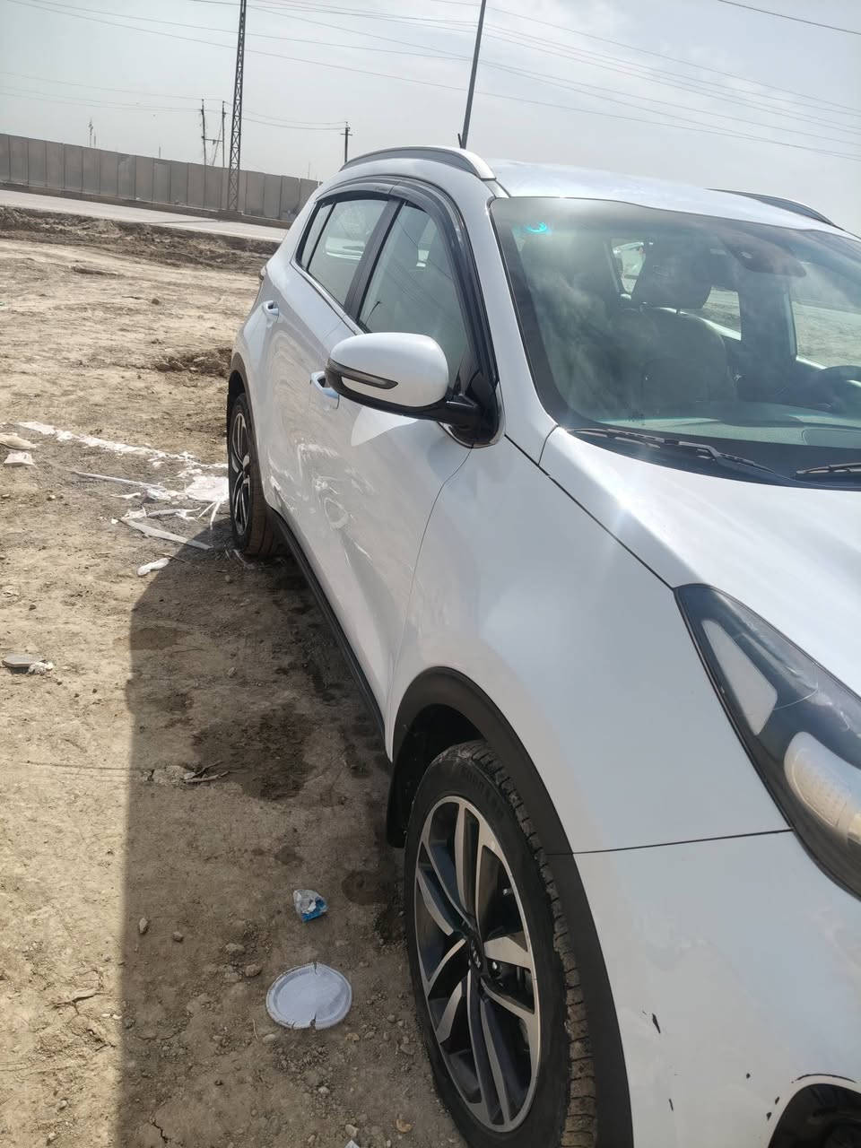 السلام عليكم
للبيع كيآ سبورتج موديل 2020
سيارة جديدة خليجي مكفولة كفالة عامة
سيارة نص فول 
بغداد ابو غريب 
***********  / ***********
