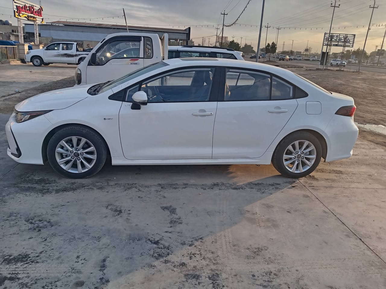 كورلا موديل 25 زيروا رقم بغداد مقترض وأخوه كفيله اتصال ***********
