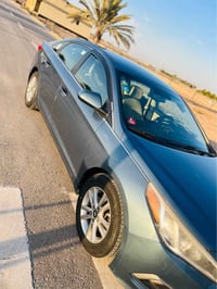 للبيع سوناتا 2016 رقم بغداد باسمي حادث جاملغ خلفي ونص قبق جنطه بدون دو...