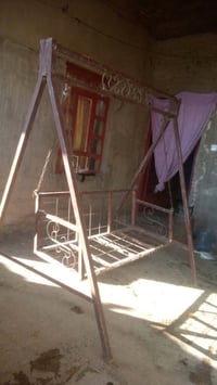 مرجوحة للبيع  07709695729