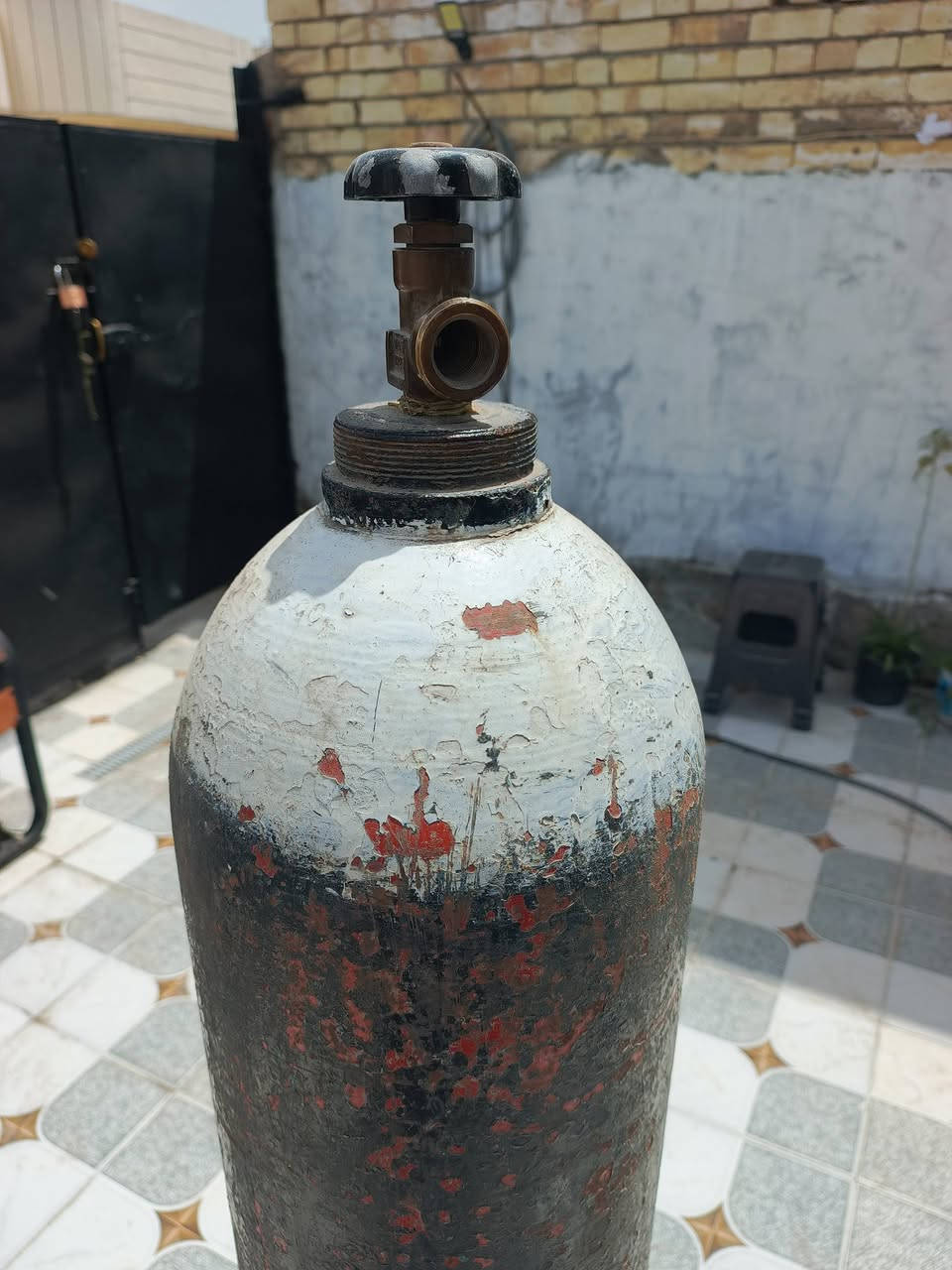 بطل اوكسجين ياباني اصلي للبيع متروس اوكسجين السعر ب150اتصل وتدلل رقمي ***********
