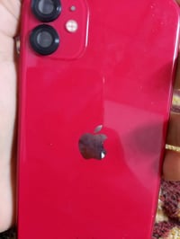 آيفون ١١ • ١٢٨ • بطاريه ٧٥