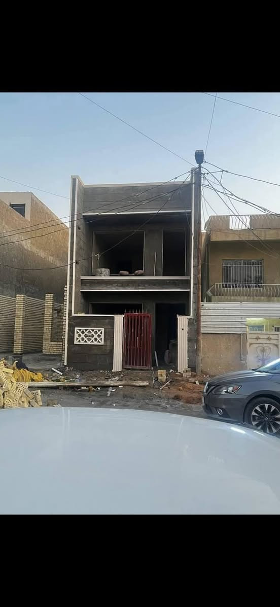 لبخ جراره مساطروسقل وتشميع داخل وخارج ونثر وصبغ  واجهات  ودواخل شغل نضيف بسعر مناسب والتزام بلعمل
رقم***********
