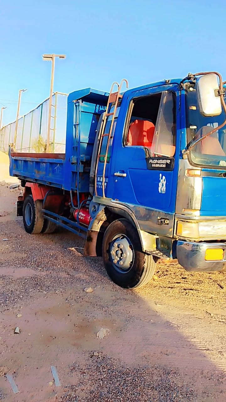 سلام عليكم هينو البيع طيرى رقم بصر سياره مكفله كفاله عامه تخم تايرات مكان ناصرية قلعة سكر البيع أو مراوس كنتر بزون حسب قناعه رقم 📞***********
