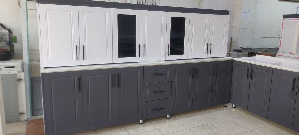 كاونترات فصال حسب الطلب تركي. شغل بضمان ٥ سنوات. الوان ونقشات يوجد ٤٠٠٠٠ لون ومديل ابواب قابله للتبديل كل متريد تغير لون او ديكور المكان الزهور قرب كليه التربيه للبنات. لانجاز يكمل ب٥ ايام. ***********
