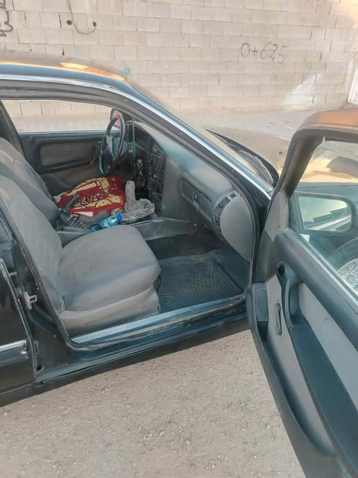 للبيع اوبل اوميكا ٩١ سياره جاهزه من كلشي فقط نقص بطانه سقف رقم انبار تحويل مباشر تخم تاير جديد تخم ويل كب جديد مصبوغه حديد سياره حلوه احلى من الصور مكاني الرمادي جزيره سعره ٣٥ وبيه مجال اتصل وتدلل***********
