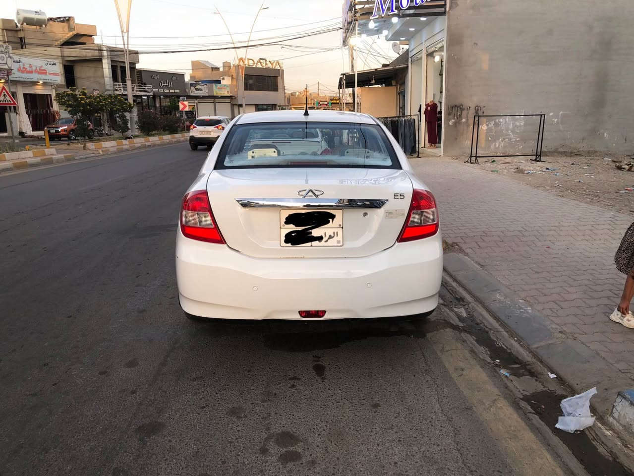 شيرى A5 مؤديل ٢٠١٤ 
رةنگى سپى قةپات مواسةفات 
سلايد تةبريد چوار جام كارةبا گير ئؤتؤماتيك ئاوينة كارةباى ناوزةرد ناو جلد قوفل مةركةزى دةبل ئيرباگ سةيارةيةكى تابليي جوان و مالى دؤستة
هةموو گيانى ئيش دةكات يةك گلؤل نية ئيش نةكات 
بينوقسانى جال و شوختى نية وةك شوشةواية ٣ پارچة بؤياخ بةبئ ليدراو بؤجوانى رةقةمى سليمانى بةشةرتى تةحويل و خرامة
سةنةوى ٤مانگى ماوة 
شوين چةمچةمال
سعرى ٦٤ گةلاو كةميك معامةلة
*********** شمشمل, السليمانية
