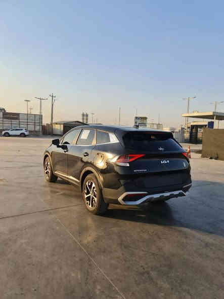 كيا سبورتج 2023/بانزين /محرك2500
فول مواصفات ماعدا فتحه 
بدون صبغ 

مواصفات 
بصمات ابواب 
تشغيل بصمه
تشغيل عن بعد
رادار امامي 
رادار جانبي نقطه عمياء 
حساس خلفي 
كشنات كهرباء 
كشنات جلد ابيض 
تدفئه بلكشنات 
اشاير بلمري 
تحديد مسار 
اطفاء ذاتي 
ثلاث وضعيات قياده بلاضافه الى وضع صعود مرتفعات 
توقف ذاتي 
تبريد امامي وخلفي وتحكم جانبي
شاشه اندرويد + نافكيشن +اندرويد بلي
كامره خلفيه دواره 
تحكم ستيرن 
لايتات لد امامي وخلفي
شاحن واير ليس
محرك 2500 بانزين 
ماشيه 17 الف 
جميع ايرباك سليم واكتف فعال 

حادث 
تبديل بنيد وكاله نفس اللون + بارد جاملغ 
ايرباك برده وراجع شركه وليس فقط مقاومات يعني سستم حقيقي

التواصل على 
***********

السعر 190

رقم بغداد مؤقت 
السياره نظيفه جدا جدا بوضع وكاله
العنوان بغداد الرصافه

#kia #كيا 
#sportage #سبورتج 
#2023 بغداد
