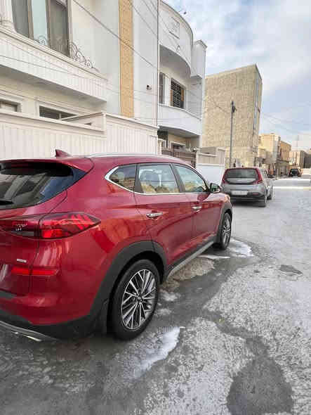 السلام عليكم
توسان موديل 2021 وارد امريكي
مكفوله كفاله عامه 
صبغ وتبديل وفتح
كير مكينه تبريد وضع شركه 
بدون ايرباك
 فول مواصفات واحد ع واحد
رقم اربيل تحويل اوكاله
مواصفات
بصمه
5 كامرات
كشنات تبريد + تدفئة
تشغل ع بعد
تبريد قطعتين
رادار
نقطه عمياء أوتو ستوب
تحكم ستيرن
صندك كهربائي
تبريد قطعتين
شاحن واير ليس
تحديد مسار
كشن كهربائي حار بارد
أوتو ستوب
توقف ذاتي
هندبريك بصمه
فور ويل
سستم سماعات انفنتي
اريل نفكيشن
لد نهاري
بعد بيهة هواي مواصفات

سيارة نظيفة جدأ 
مكان سيارة بغداد
للاستفسار

***********
