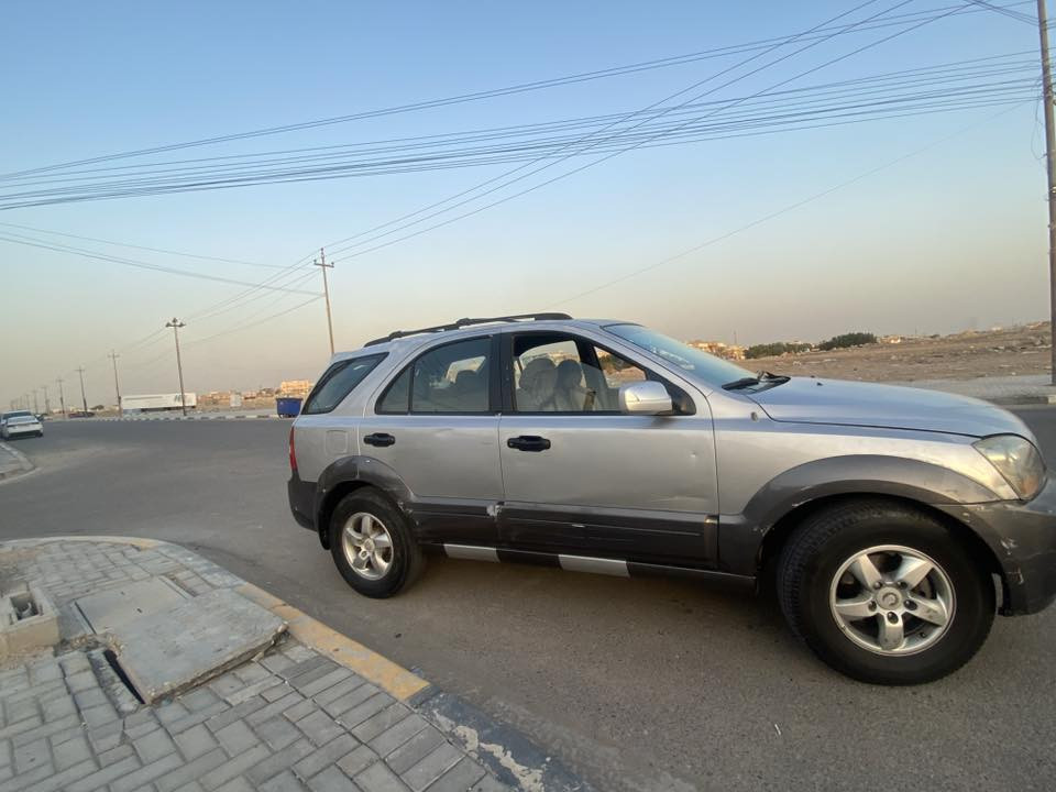سلام عليكم شباب  سورنتو موديل 2007 خليجي للبيع او امراوس  مكينه كير مكفولات  فيفيتي 3000 
سياره مكفوله من ضربه قويه وصبغ وتبدل بيهه جراد  كامله مابيهه نقص كهربائيات كامله تخم تاير حداديه كامله تبريد شغال  رقم دولي   سياره ابسمي شخصيآ 
سياره عليه منضومه غاز  
مكان سياره البصره ***********
74ورقه
