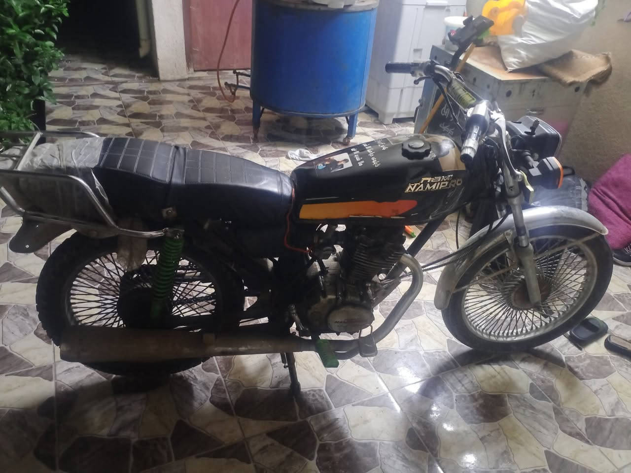 سـلام عليكم نـامي برو مزديل 20 اي عيب مبي سعره 230شراي ***********
