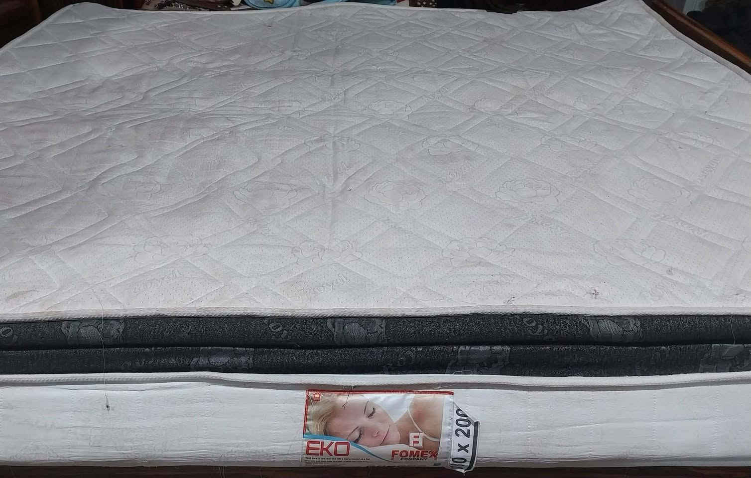 سلام عليكم 
دوشك ابو السبرنگ كلش نضيف استعمال قليل ابو الطبقه الطبيه السعر 50 العنوان عنه ***********
