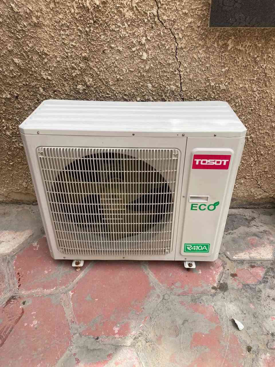 سلام عليكم
سبلت توسوت 3 طن ايكو بلادي وكامل 
سبلت هايسنز طن ونص انڤيرتر تحكم بلادي وكامل للبيع موجودات بلغزاليه للاستفسار*********** اتصال فقط
