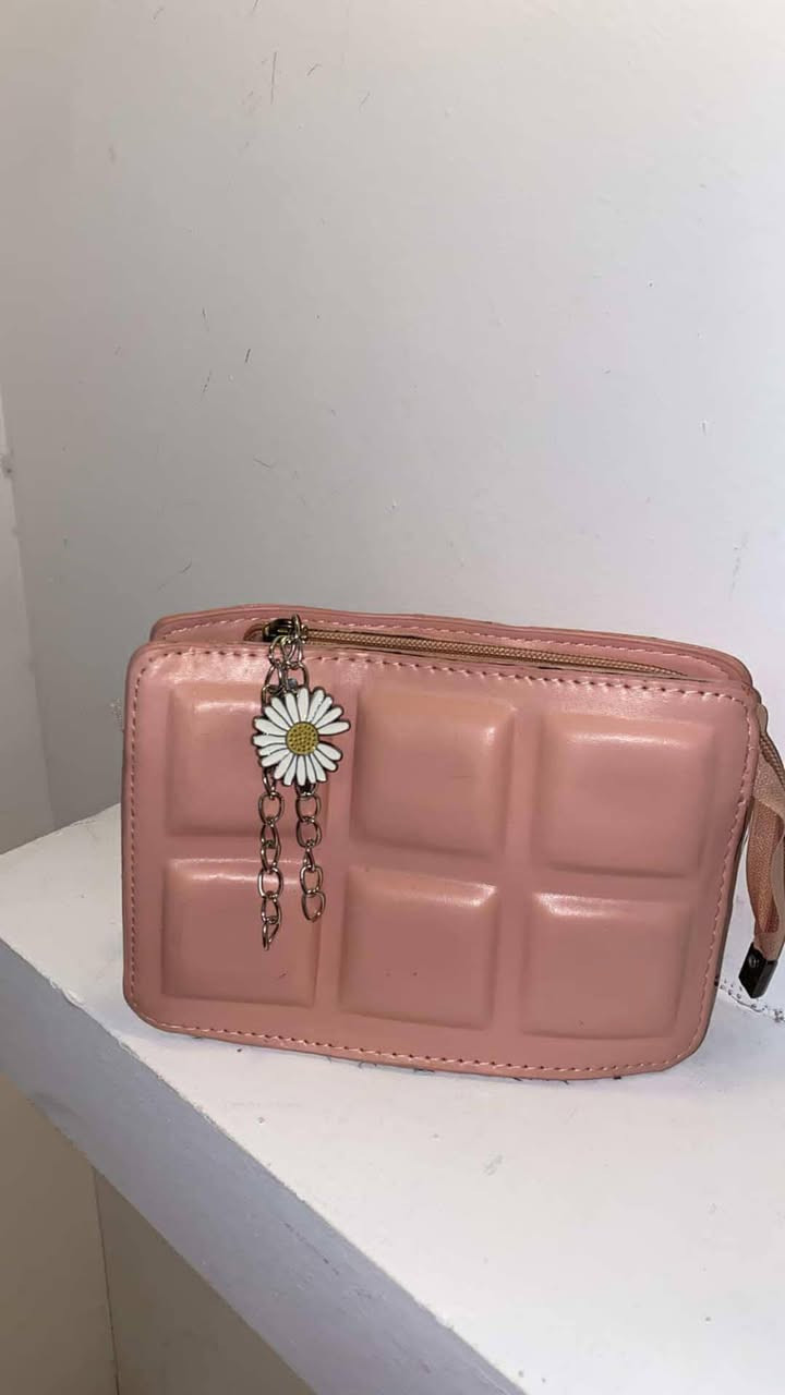 السلام عليكم القطعه على ٣ الف


**إذا كنت صاحب هذا الإعلان وتريد حذفه لأي سبب، رجاءا أرسل رسالة إلى الدعم الفني**