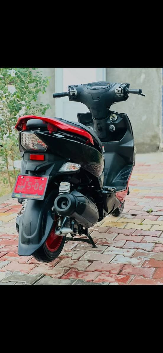 سلام عليكم دراجه GTR مكينه مكفوله ما مفتوحه دراجه حلوه سعر خاص مكان الناصريه الرفاعي الاسفسار علا رقم ***********
