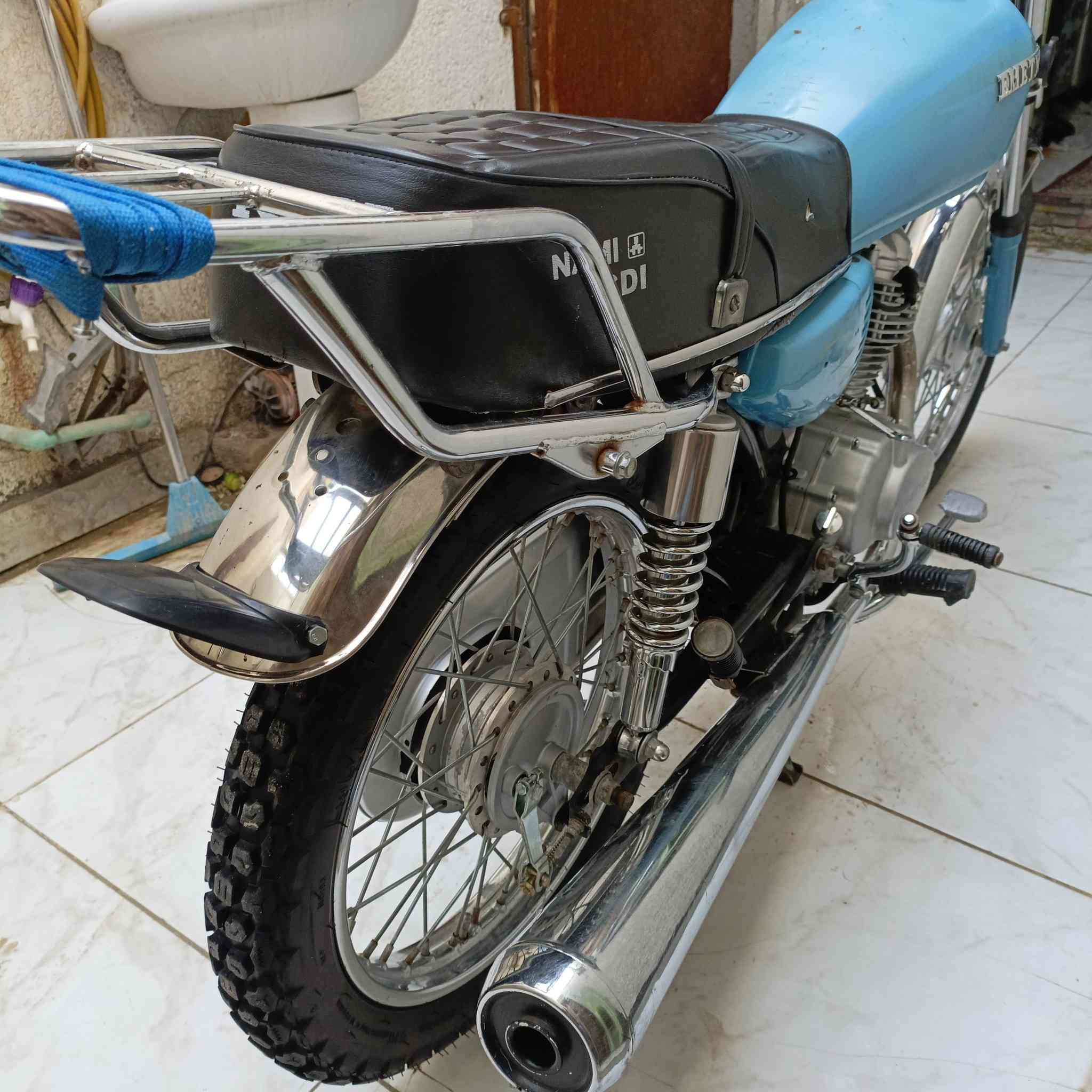 السلام عليكم دراجه 4كير موديل 2022 للبيع اصولي وكيله الجنابي  السعر800 وبيه مجال نامه امتياز الرقم ***********
