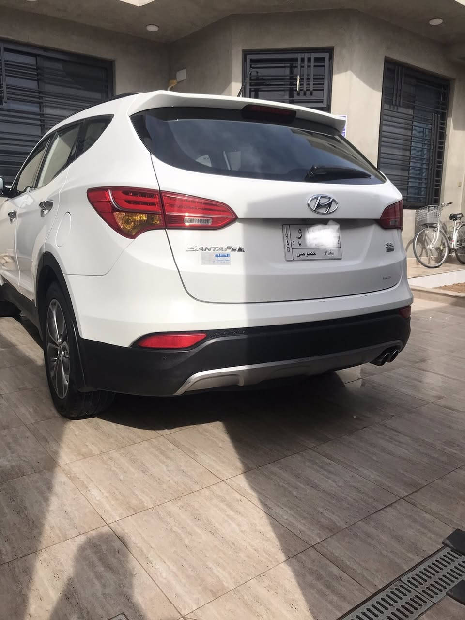 سنتافي 2015 خليجي محرك 6 على وضع الشركة فول مواصفات بانوراما كشنات كهرباء وجلد 
فور ويل 
ثلاث وضعيات قيادة 
انارة ترحيب 
السيارة مكفولة من محرك وكير وصبغ وضربة وتبديل بيها دحجات زغار واضحات امامكم 
السعر 190 وبيها مجال 
تعجبك السيارة اتصل ما تعجبك اعبر المنشور 
للتواصل الاتصال على الرقم ***********
