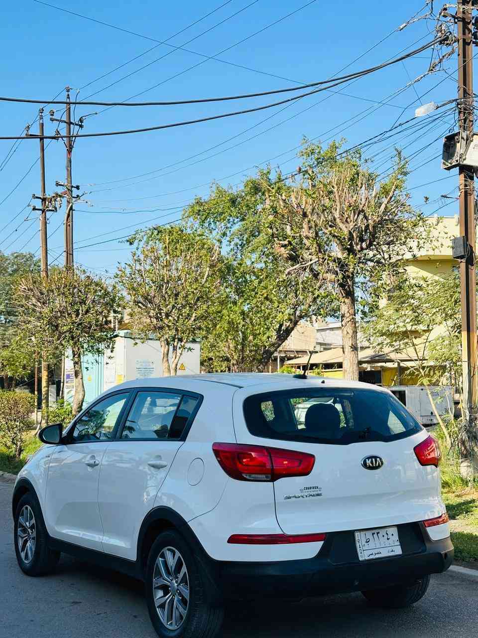 سبورتج موديل 2016 السعر 124 فقط صبغ جاملغ ونص باب البقيه كفااله بدون دواخل
التصال ***********

مواصفات 

الد زنون 

قطعتين تبريت 

فوال تحكمات ستيرن 

مانع نزلاق

نضام ايكو 

حساسات ماميه خلفيه

مكان بغداد السعر 124 التصال ***********
