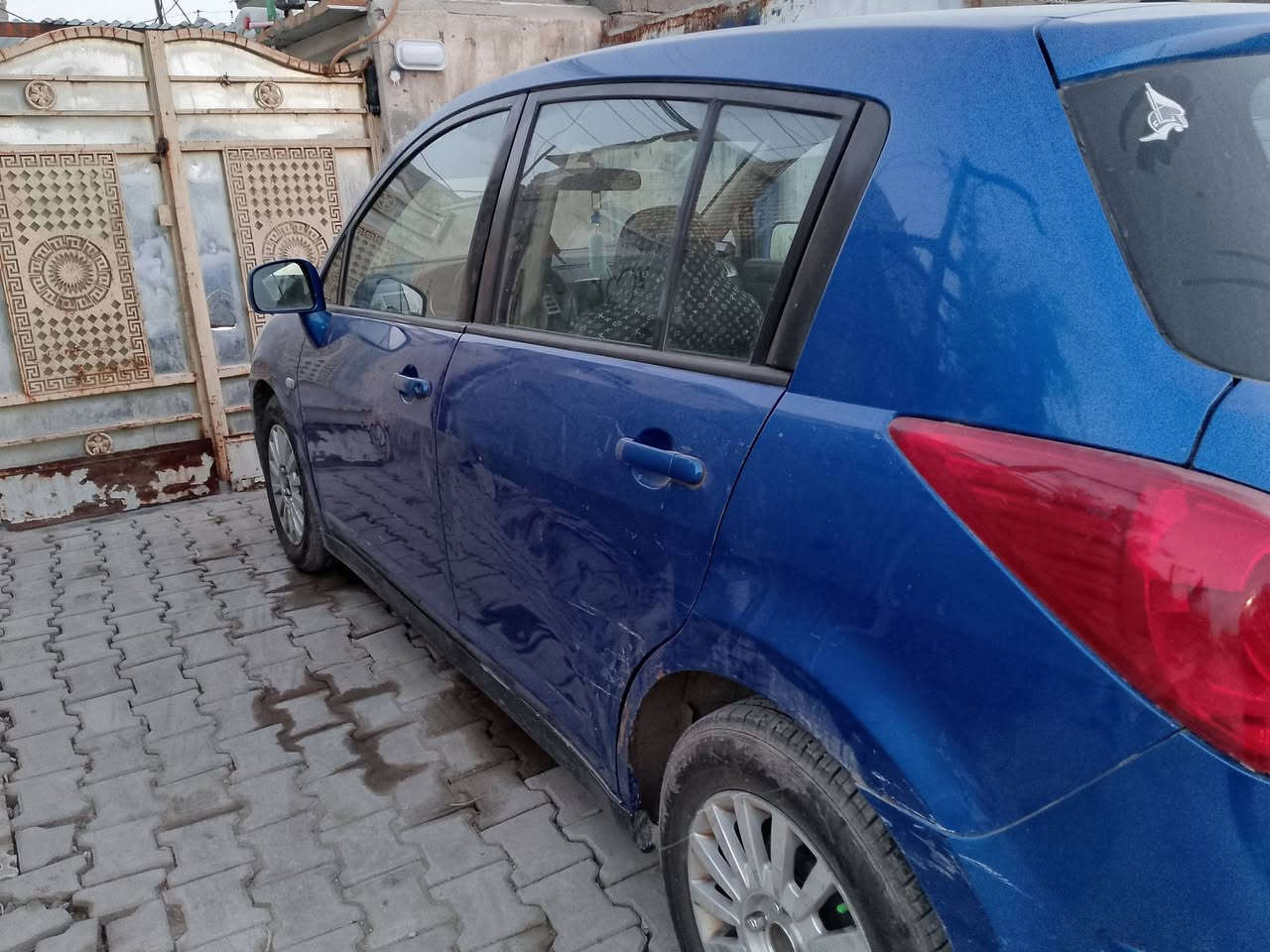 السلام عليكم نيسان فيرسا ٢٠٠٩رقم بغداد باسمي سيارة نضيفا محرك كير كهرباءبءيات مكفولة بها ضربة من امريكا بلجامغ الامامي فقط الباقي مكفول السعر المطلوب ٧٠ ورقة وبيها مجال للاستفسار ***********
