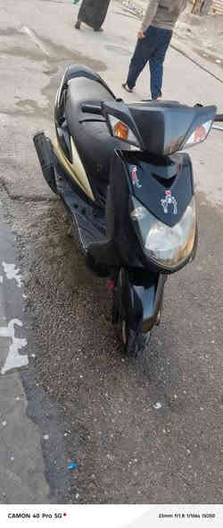 سكنس كوري ١٤٠ نوزل 
دراجه رمبه قبل ١٠ ايام نازله
مكفوله كفاله عامه 
مكان حي النصر
السعر ٩٠٠
***********
