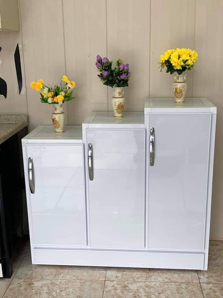 معمل حيدر الصعاليج للألمنيوم اسعارنا مناسبه العنوان سوق الشيوخ شارع الحسائيه هاتف ***********
