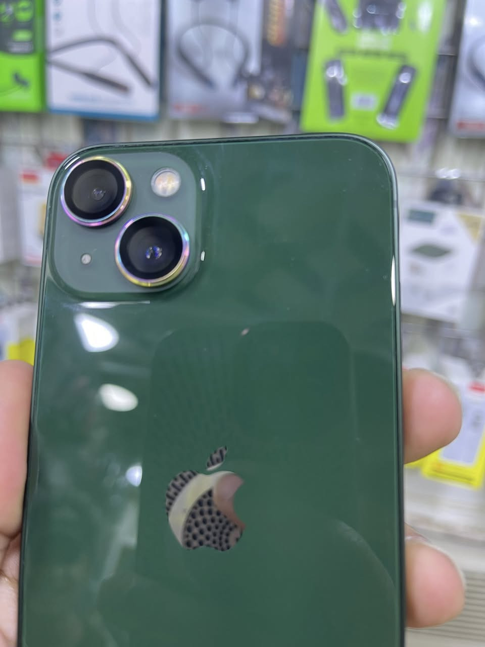 السلام عليكم 13 عادي  زيتوني
ذاكره     256 📲

بطاريه       92 🔋

نضافة الجهاز  100‎%‎🔥

وتر بروف ( ضد الماء )✅

العنوان بغداد سبع البور شارع السوداني 

هديه مع الجهاز شاحنه + حافضه + لزكه + سماعات + ايربود 

هاتف : ***********
