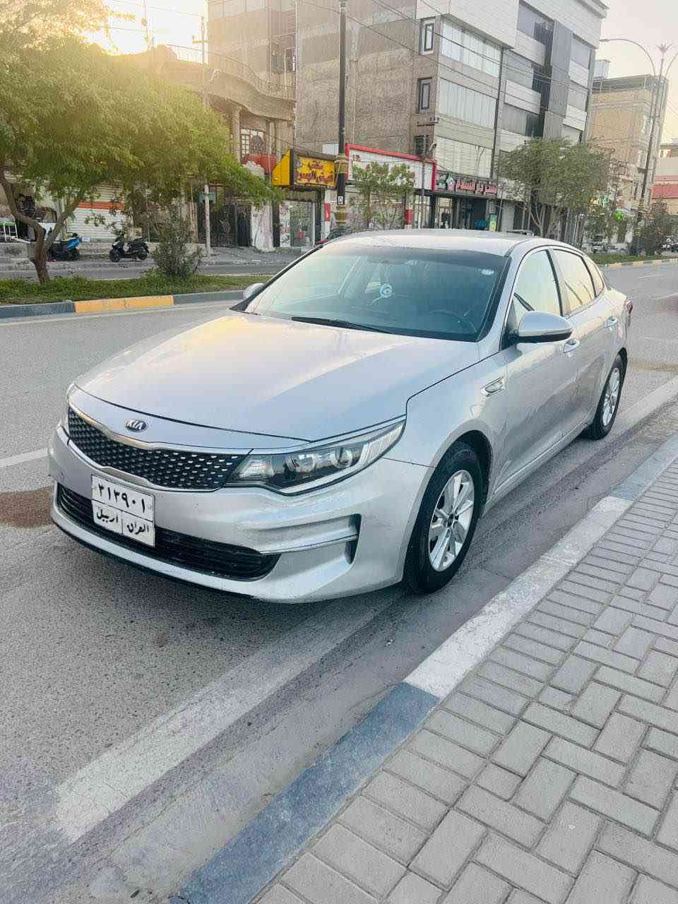 كيا أوبتيما 2016 وارد كوري سيارة جاهزه من كلشي سيارة نضيف السعر 120 العنوان البصرة رقم الهاتف *********** البصرة, العراق
