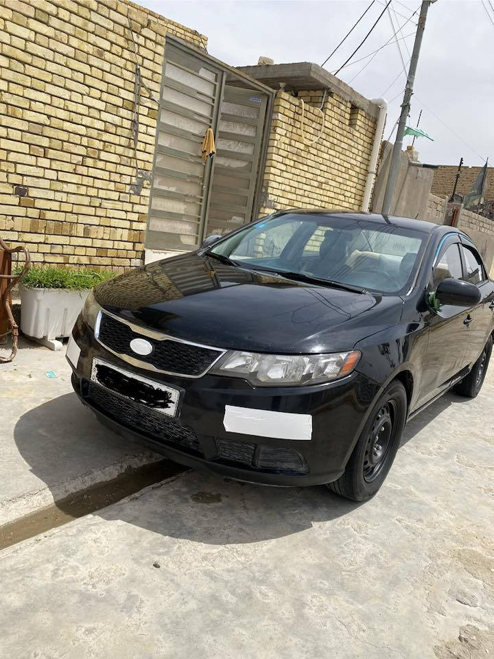 سيراتو 12 خليجي
بيها ٣ قطع صبغ 
مكينه كير مكفولات تبريد ثلج 
سيارة خير من الله 
رقمها ذي قار 
مكاني ناصريه //. سعرها 89 
للاستفسار ***********
