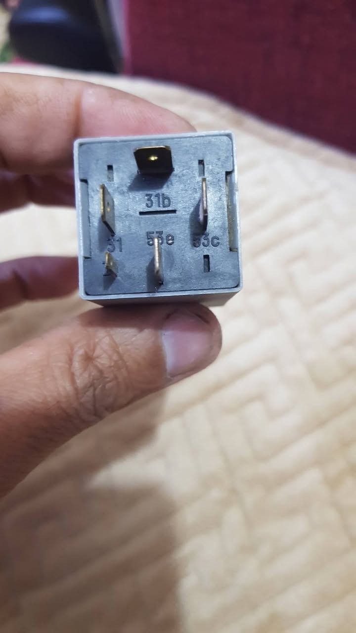 السلام عليكم
للبيع غراض أوبل اوميكة تفصيخ 
*********** وتساب 
للاستفسار اتصل
